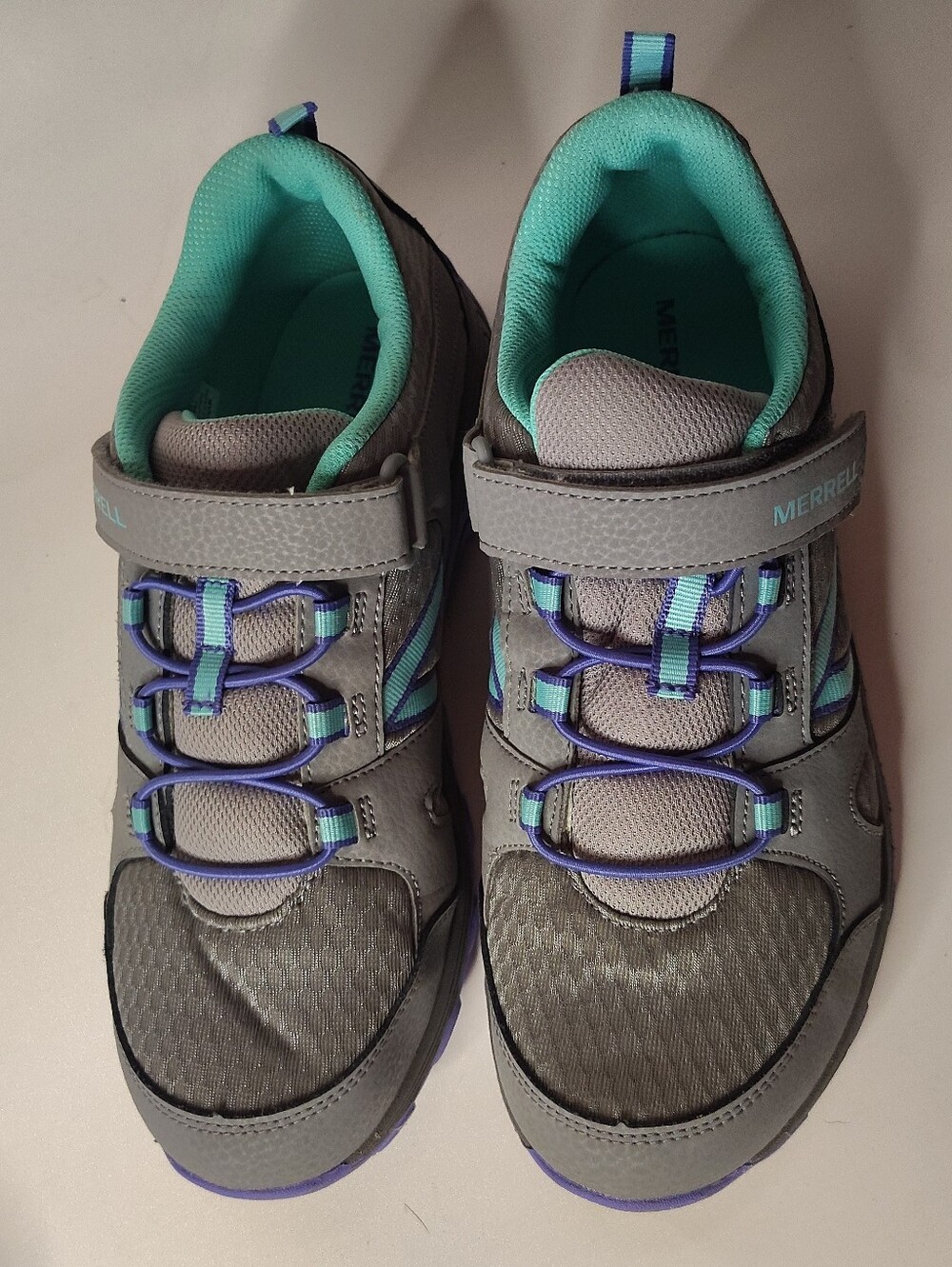 Merrell Outback Women's Low Top Hiking Shoes Size 7M